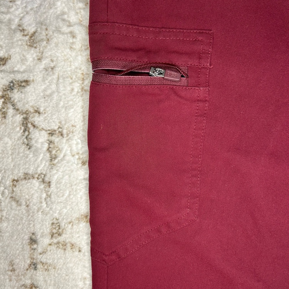 Figs burgundy high waist Zamora Jogger
Pants PO# 2443 - Picture 7 of 12
